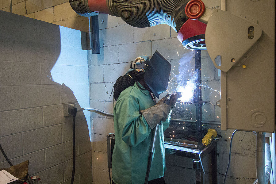 Wanted in Ohio Workers who can pass a drug test